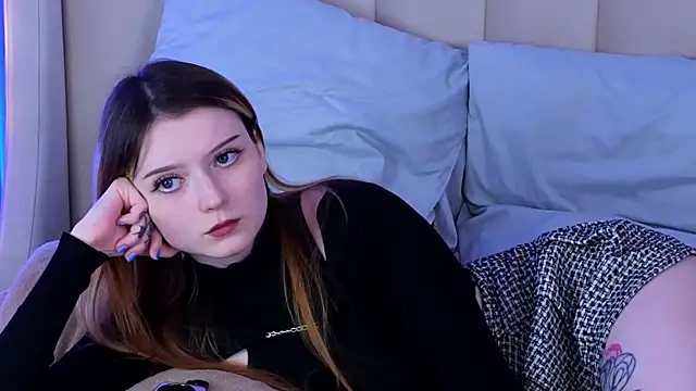 AlyssFrost's Live XXX Chat