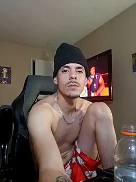 unlatinosatiro – webcam-show