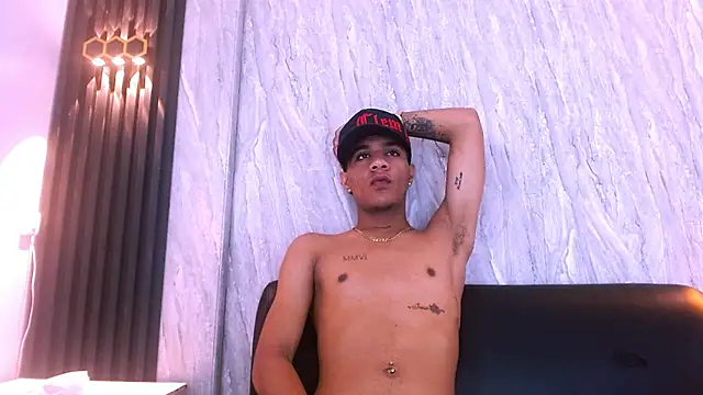 Chatroom XXX en direct de _Thiago12