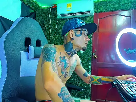 Chat +18 de Boy_tatto77 ao vivo