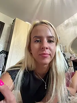 LikaCat Chat XXX in diretta