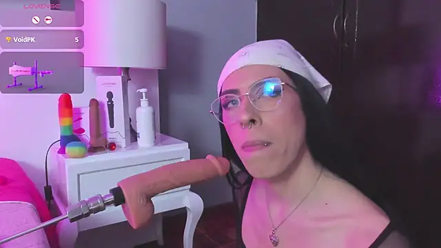Chat XXX ao vivo de kattt_cut