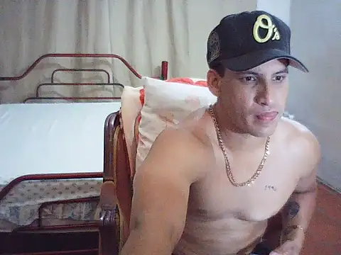 vortexX2565 live XXX chat