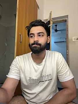 Royalboy_03's Live XXX Chat