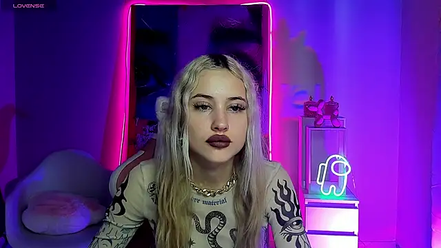 Chat +18 de LaslyAngel ao vivo