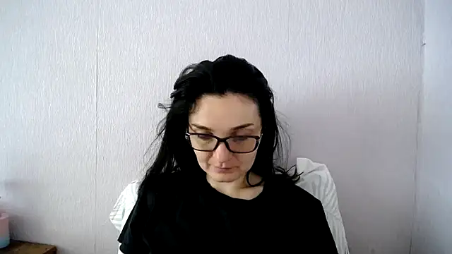 Shiny_gine's Live XXX Chat