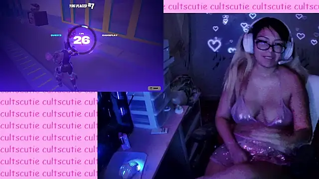 cultscutie's Live XXX Chat