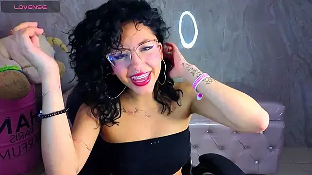 zoe_ch_'s Live XXX Chat