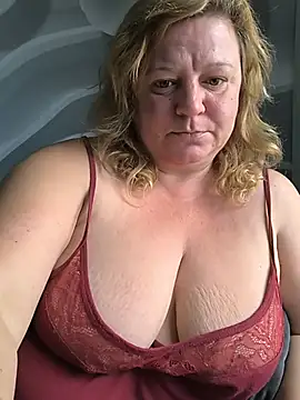 jusichka – Naživo XXX chat
