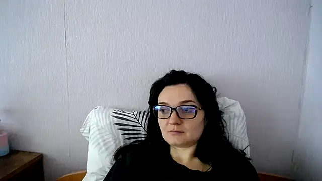 Shiny_gine's Live XXX Chat