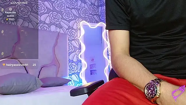 velvetdaniels_tay: онлайн-секс-чат