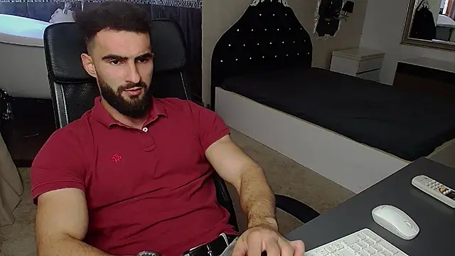 XXX chat uživo modela MicahLane