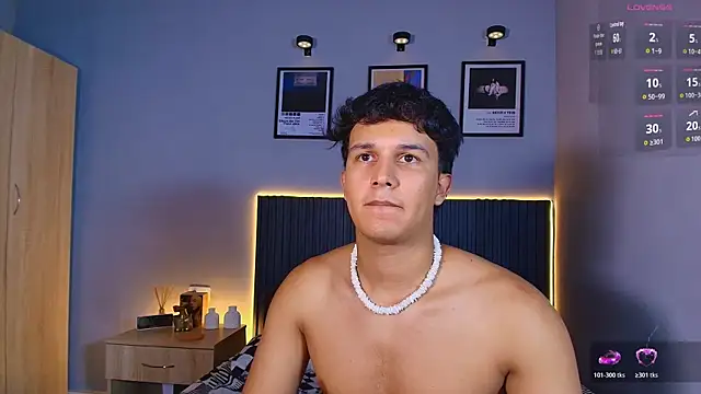 Chat XXX en directo de Leo_Savage_