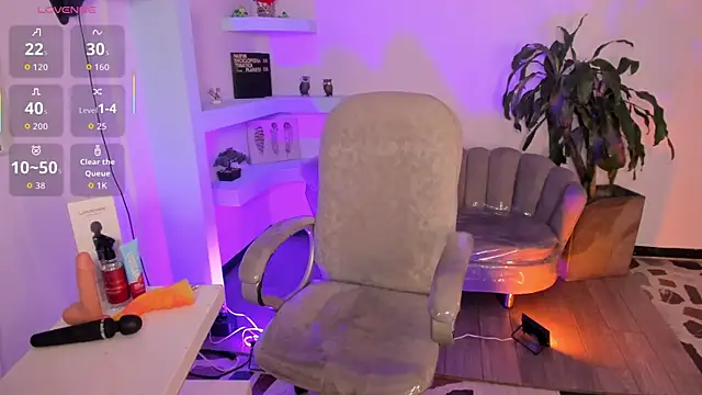 SarahCastro1_'s Live XXX Chat
