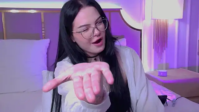 CindyMil's Live XXX Chat