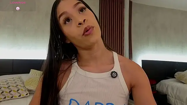 Chat XXX en directo de kimhilton_
