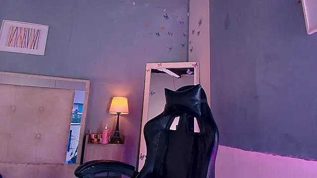 צ'אט XXX בשידור חי של Emily_Castillo_1