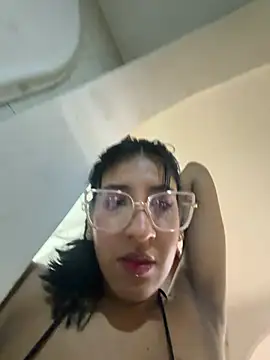 Chat XXX en directo de Violet_rousse7
