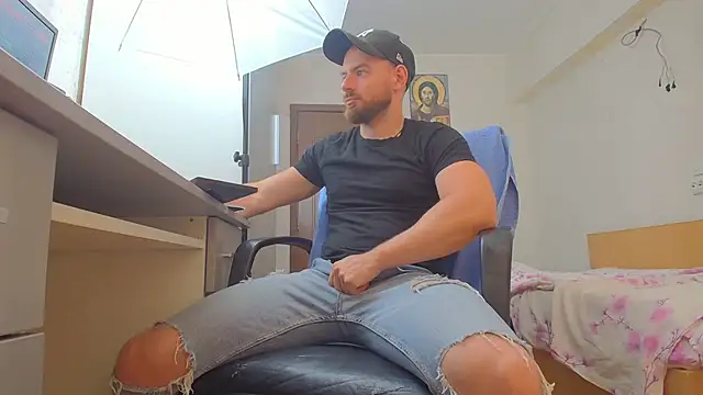 Ryanstone_: онлайн-секс-чат