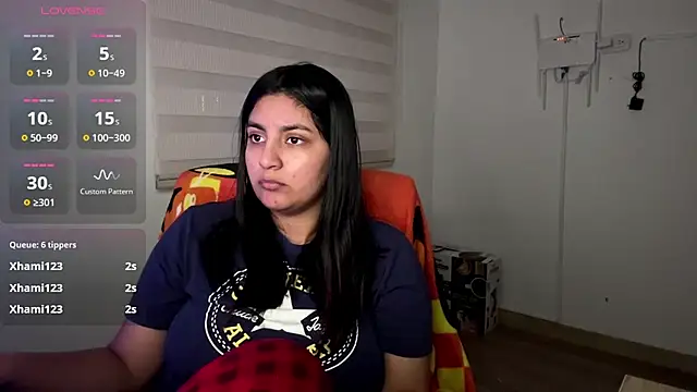 cloe_small: απευθείας συνομιλία ΧΧΧ