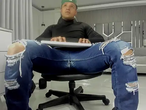 Chat XXX en directo de master_leather