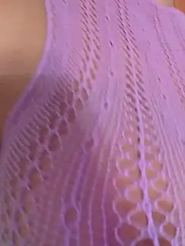 kylie_blck Adlı Modelin Canlı XXX Sohbeti