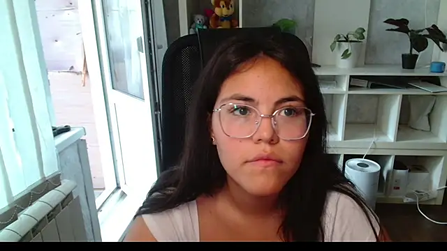 צ'אט XXX בשידור חי של Anda_here