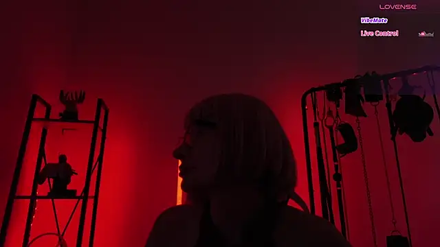 دردشة CyberXGoddess الجنسية المباشرة