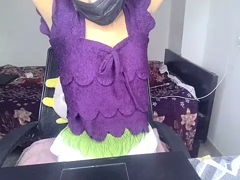 SASSY__BABY_ Adlı Modelin Canlı XXX Sohbeti