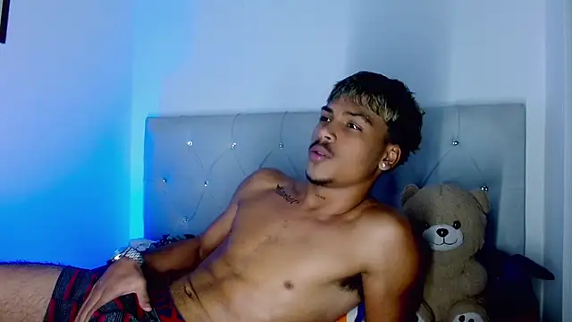 Angel_foxc13 লাইভ XXX চ্যাট