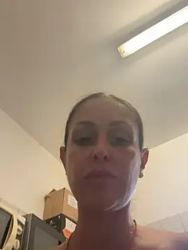 AmandaArt Chat XXX live