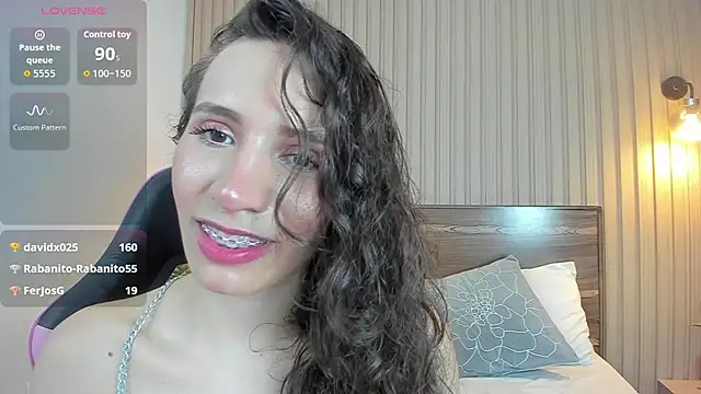 צ'אט XXX בשידור חי של valeryn__rosse