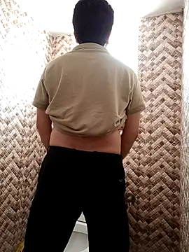 daddybeauty Adlı Modelin Canlı XXX Sohbeti