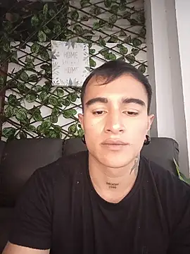 LiamDeepsのライブXXXチャット