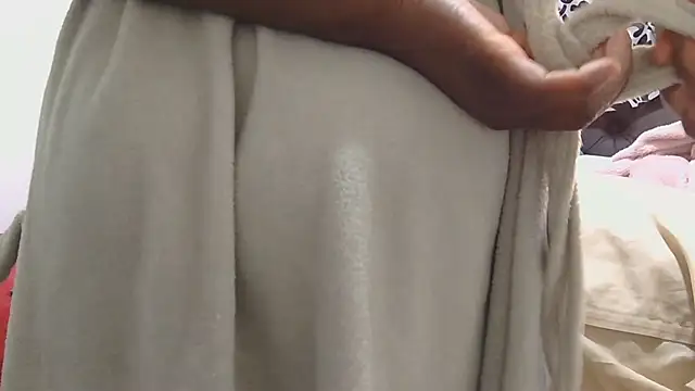 sluttylaura21 Live XXX-Chat