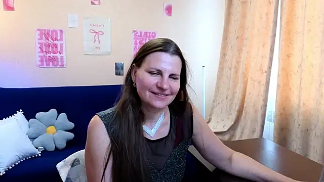 Chat XXX en directo de Mirabelle_Velvet