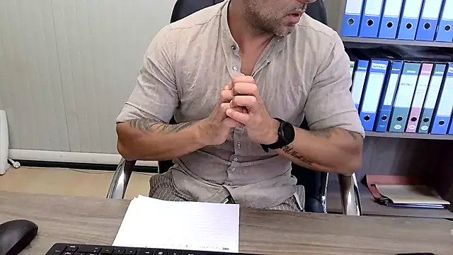 Evasionee 网络视讯表演