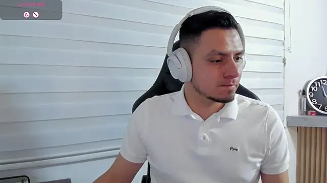 Chat XXX en directo de Rick_Adams