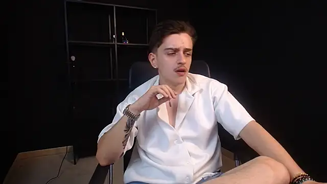 FelixStarkk Live XXX Chat