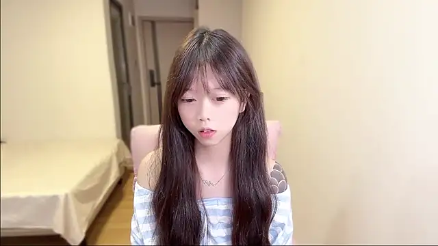 xiaobaozi-520's Live XXX Chat