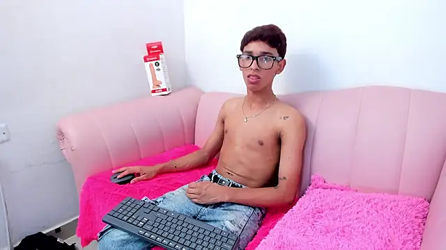 Онлайн чат XXX Joseph18_