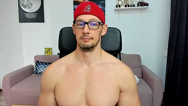 XXX chat uživo modela BrutusK08