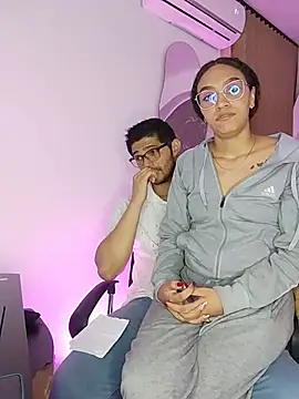 Czat XXX na żywo – ritzabeth_daniel