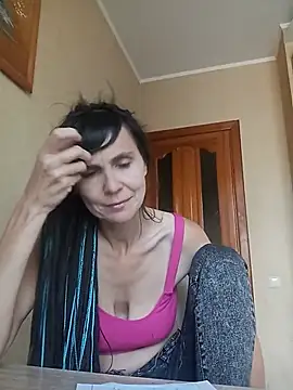 Chatroom XXX en direct de Francenia_lolis