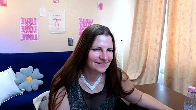 Mirabelle_Velvet: онлайн-секс-чат