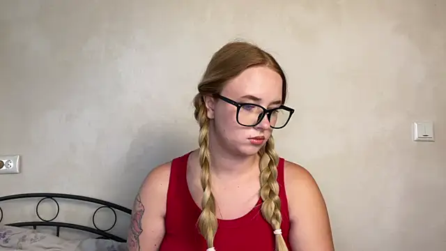 AngelMia_92's Live XXX Chat