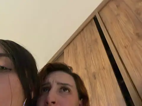 llanna_'s Live XXX Chat