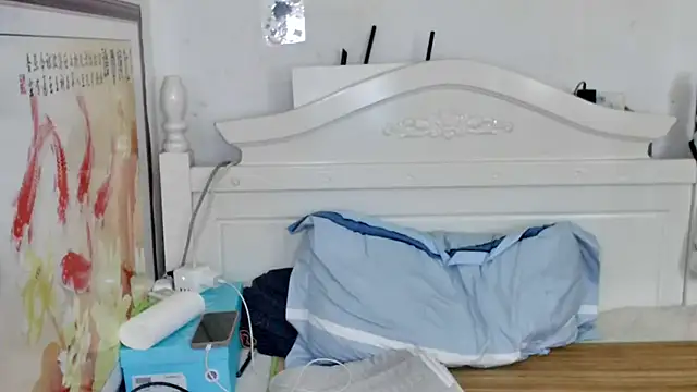 XXX chat uživo modela benly888