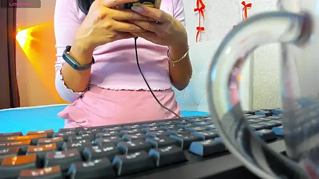 Ivy_Ross' Live XXX Chat