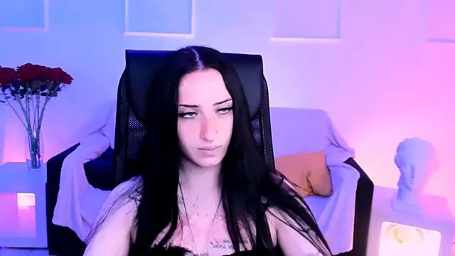 צ'אט XXX בשידור חי של MonicaLowes